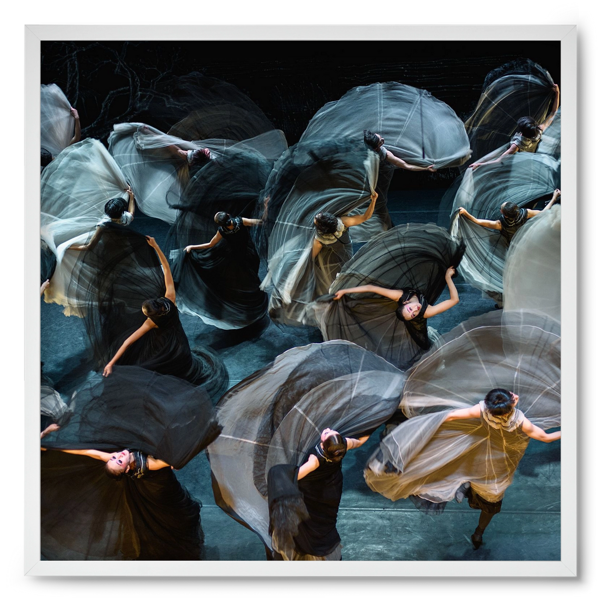 ocean of skirts 2 square, 50x50 cm (50x50 cm), Fehér keret