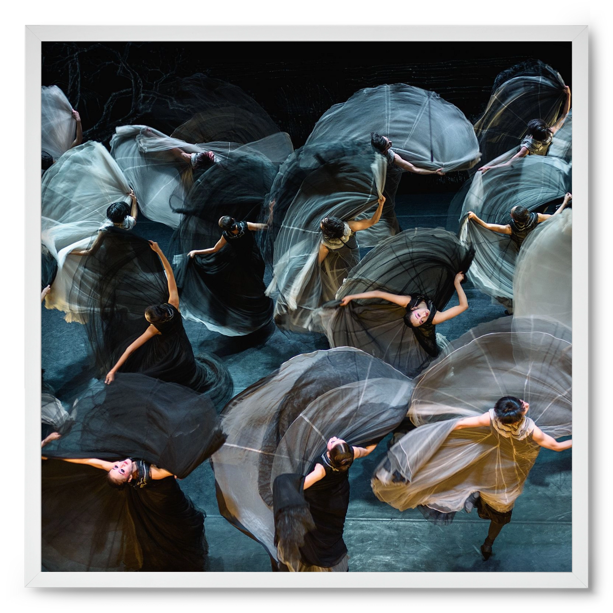 ocean of skirts 2 square, 50x50 cm (50x50 cm), Fehér keret