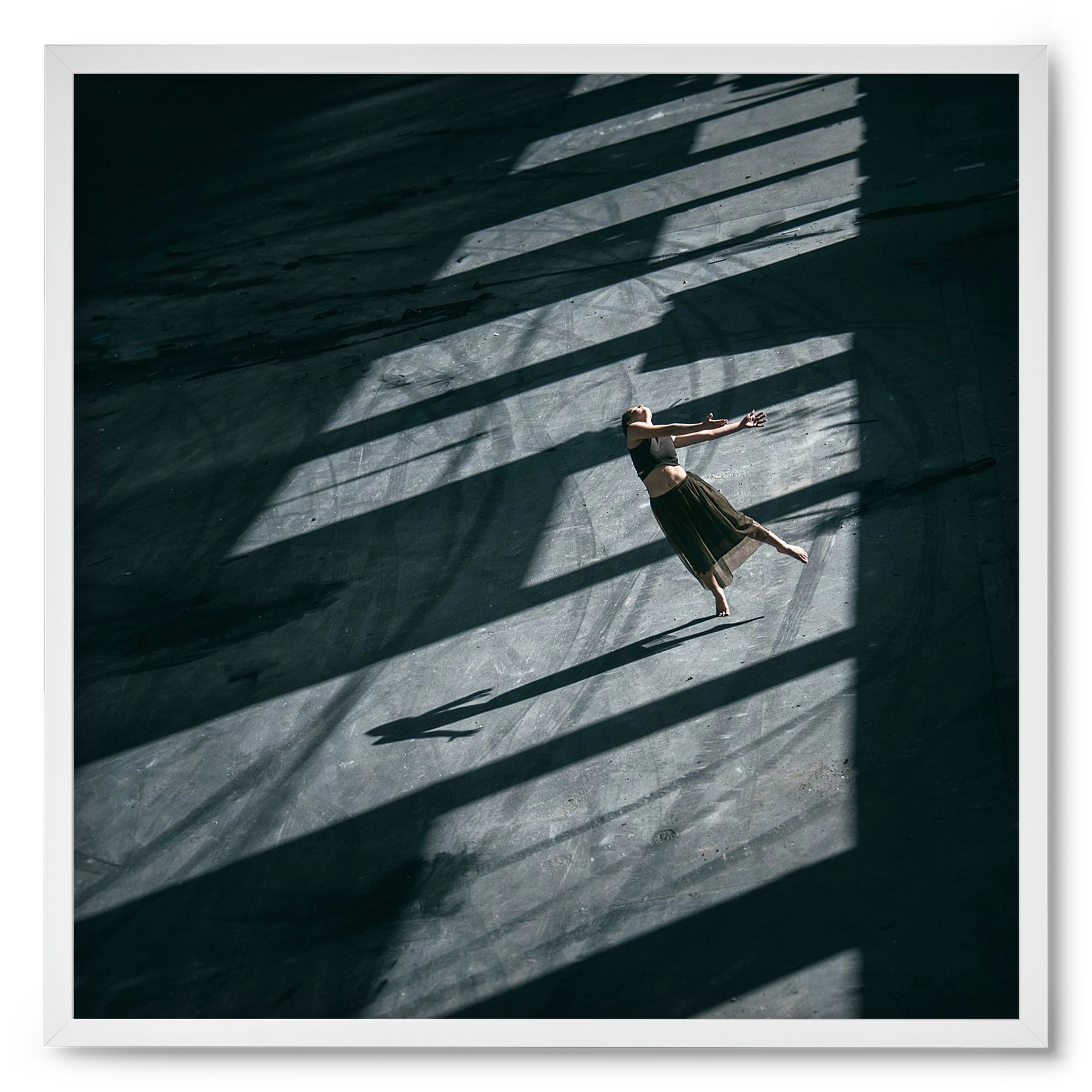 fallin', 50x50 cm (50x50 cm), Fehér keret