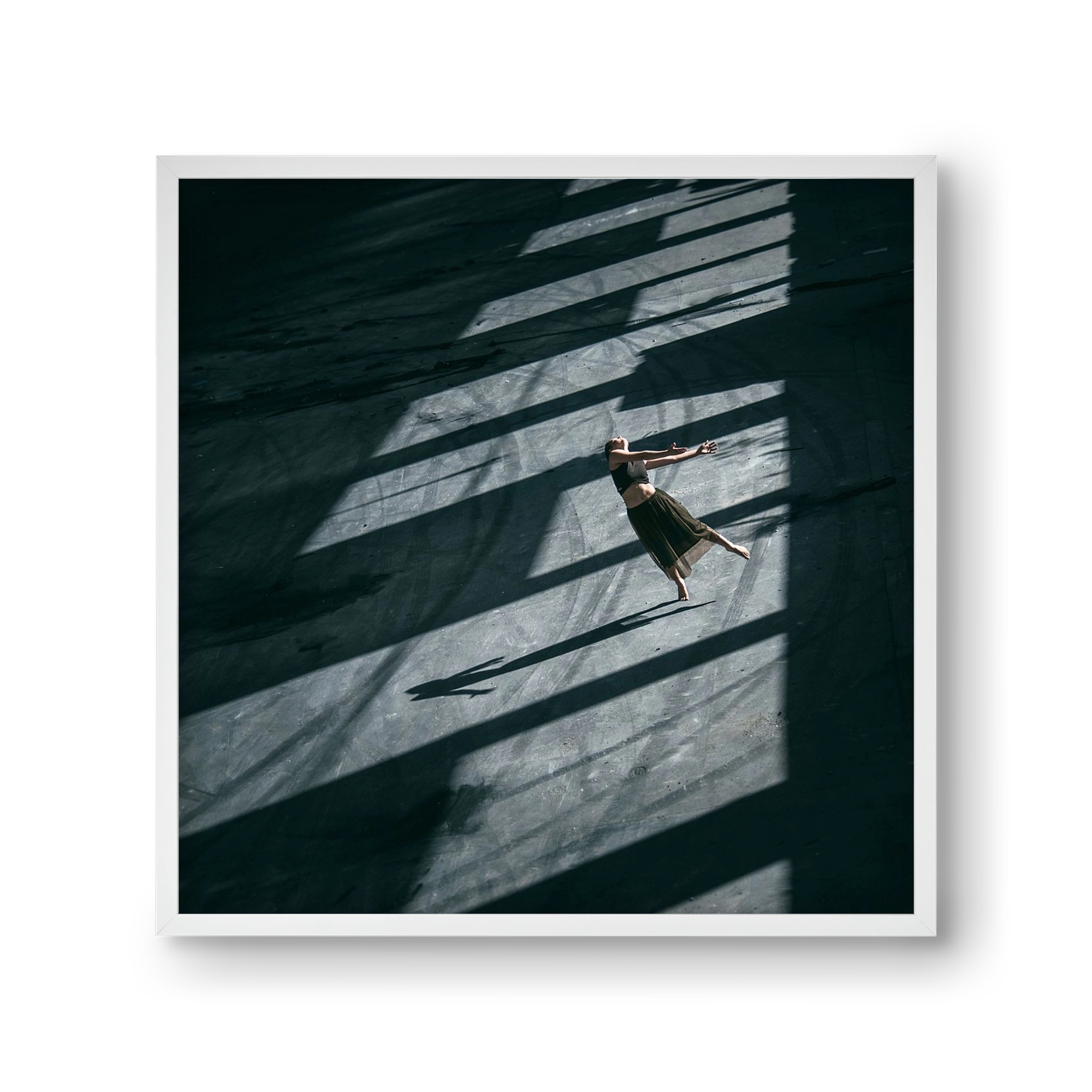 fallin', 30x30 cm (30x30 cm), Fehér keret