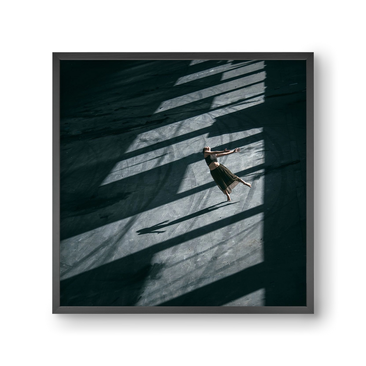 fallin', 30x30 cm (30x30 cm), Fekete keret
