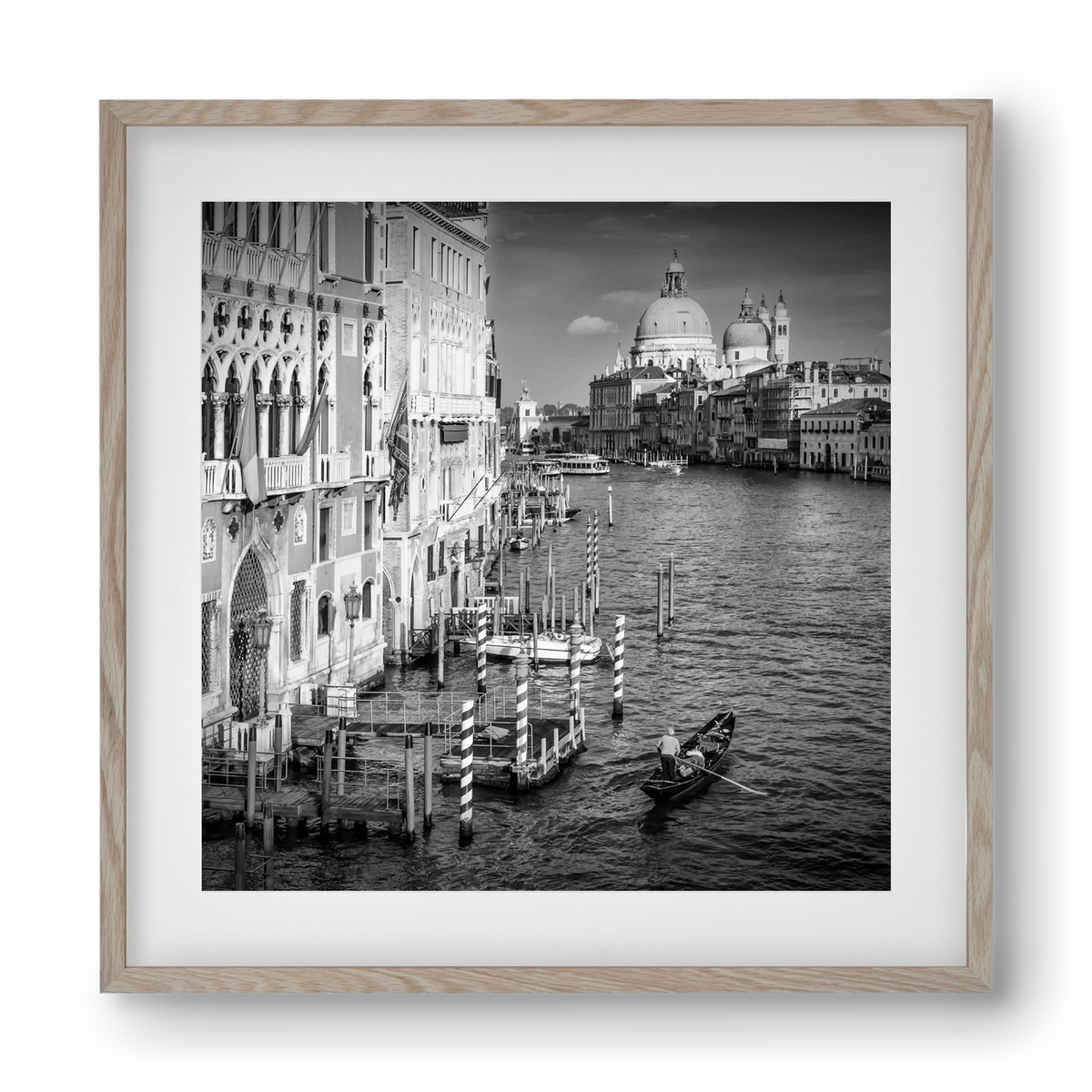 VENICE Canal Grande & Santa Maria della Salute | Monochrome, 40x40 cm (30x30 cm), Tölgy keret, paszpartuval