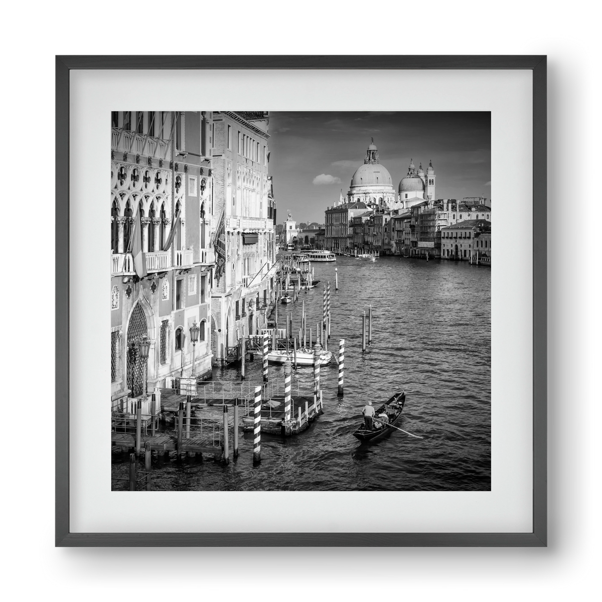 VENICE Canal Grande & Santa Maria della Salute | Monochrome, 40x40 cm (30x30 cm), Fekete keret, paszpartuval