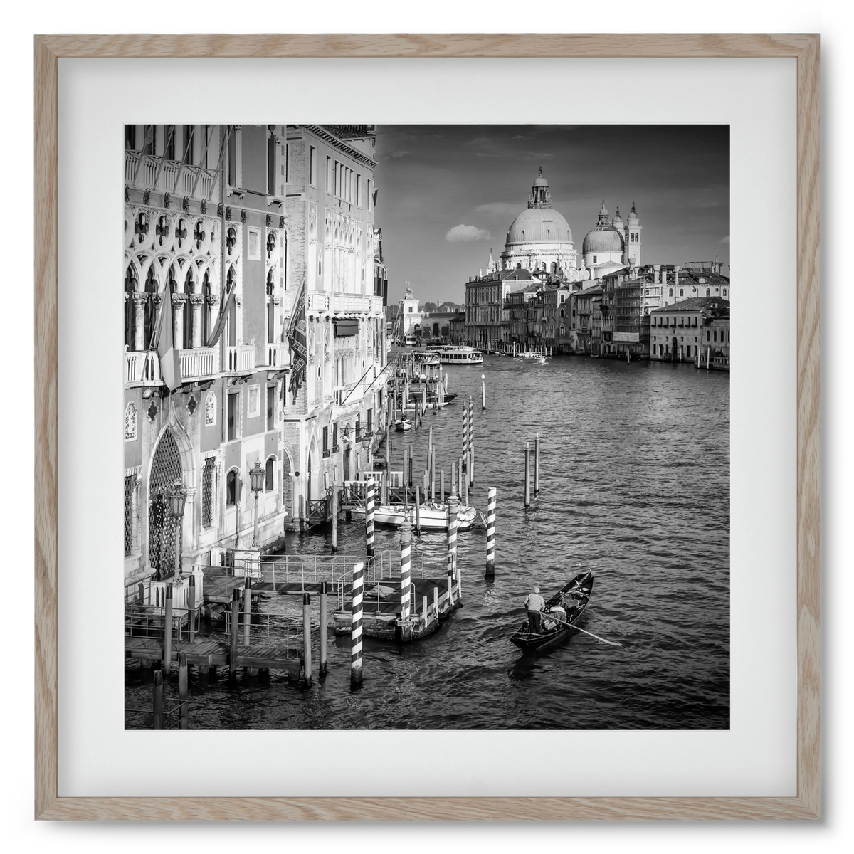 VENICE Canal Grande & Santa Maria della Salute | Monochrome, 50x50 cm (40x40 cm), Tölgy keret, paszpartuval