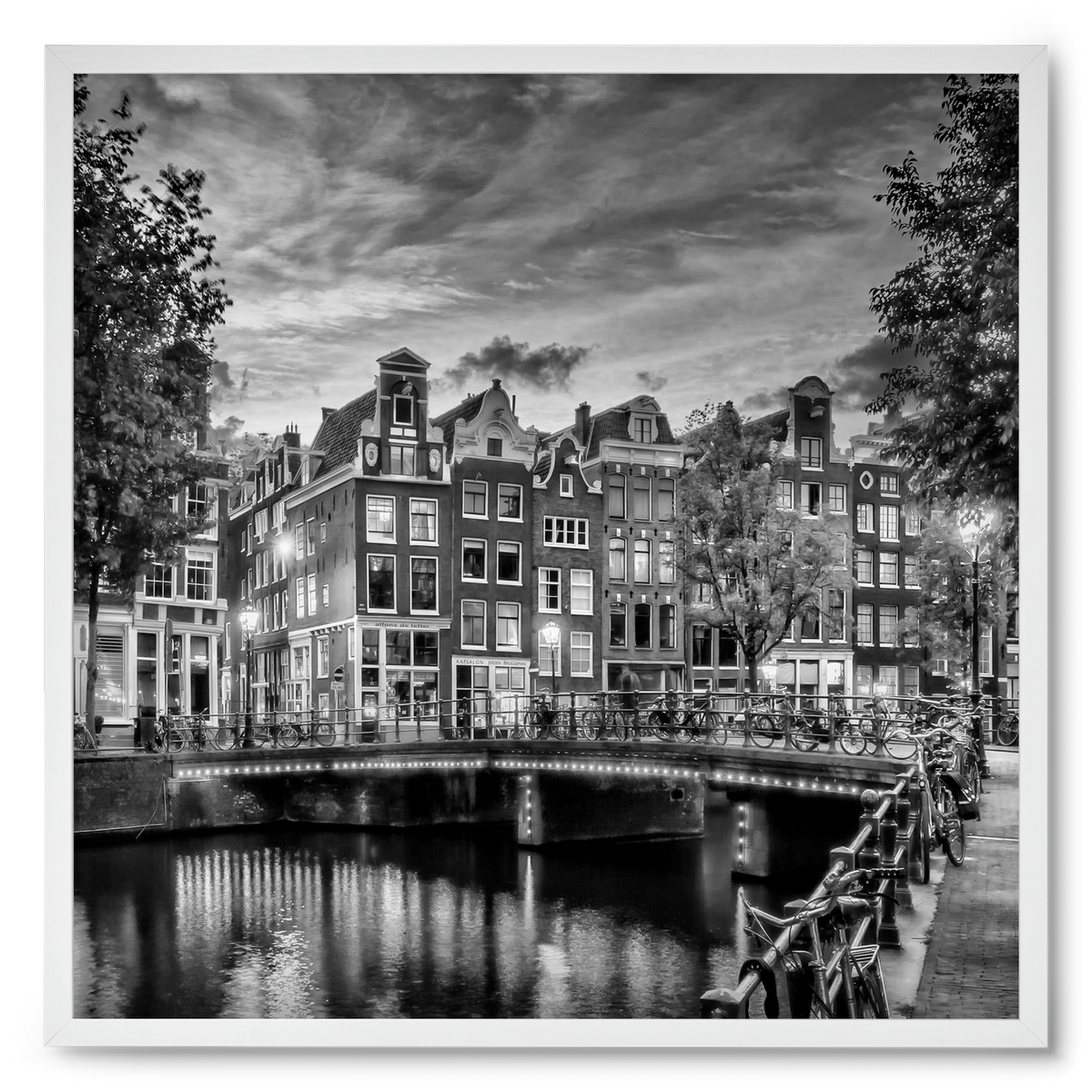 AMSTERDAM Idyllic impression from Singel | Monochrome, 50x50 cm (50x50 cm), Fehér keret