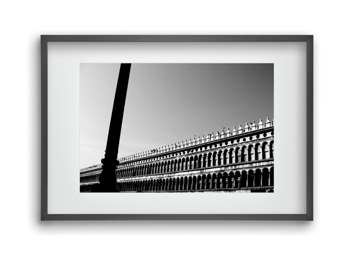 progress, 45x30 cm (30x20 cm), Fekete keret, paszpartuval