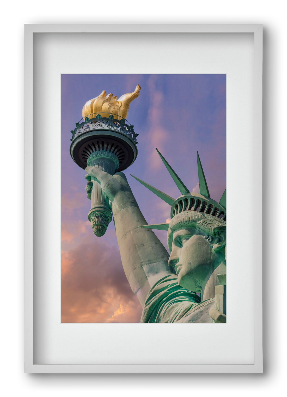 NEW YORK CITY Statue of Liberty at sunset, 40x60 cm (30x45 cm), Fehér keret, paszpartuval