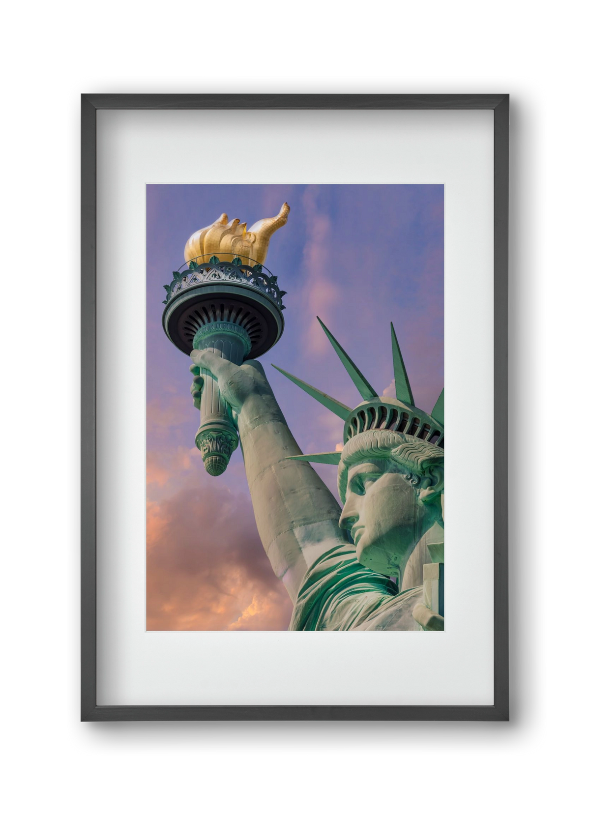 NEW YORK CITY Statue of Liberty at sunset, 30x45 cm (20x30 cm), Fekete keret, paszpartuval