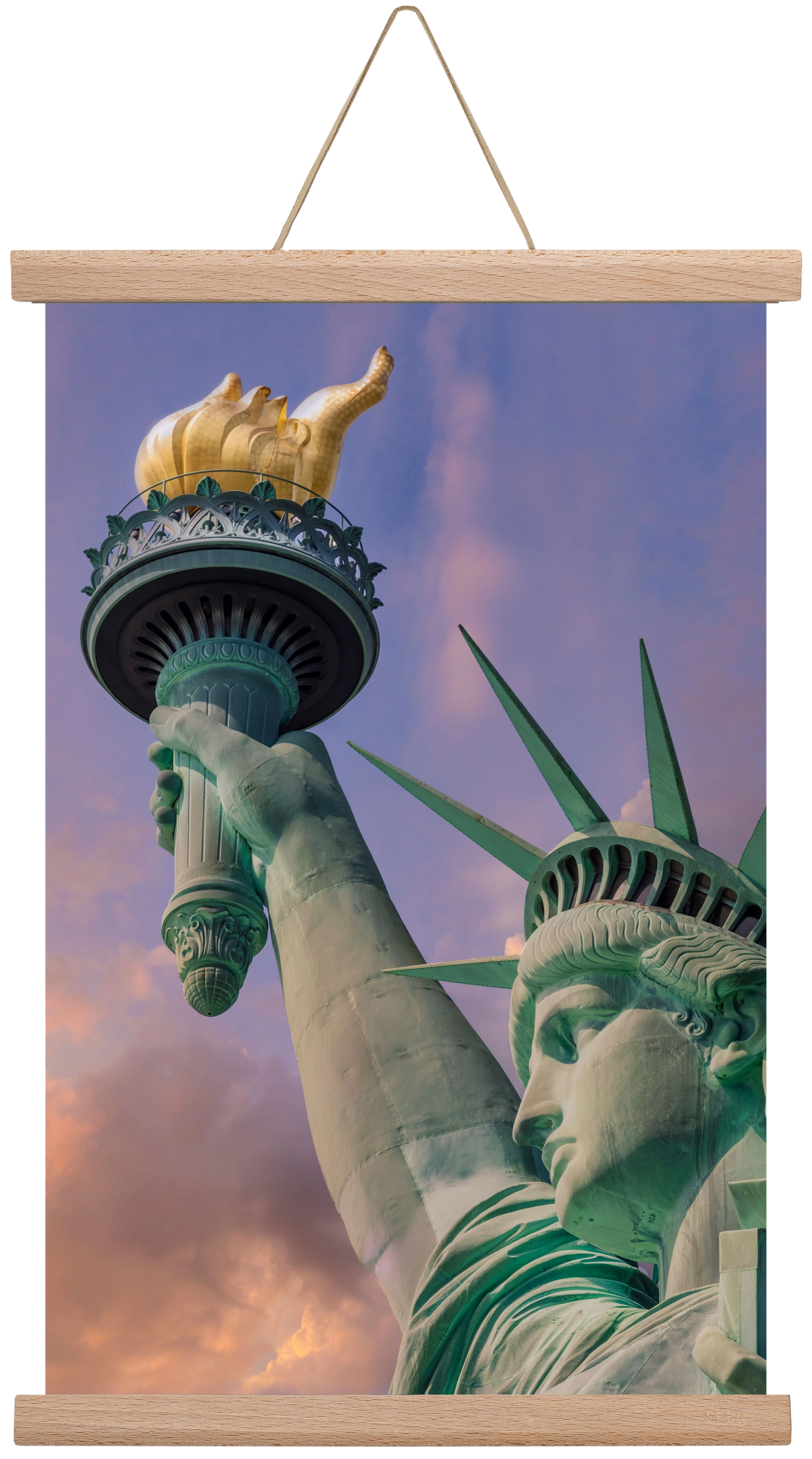 NEW YORK CITY Statue of Liberty at sunset, 30x45 cm (30x45 cm), Tölgy akasztó