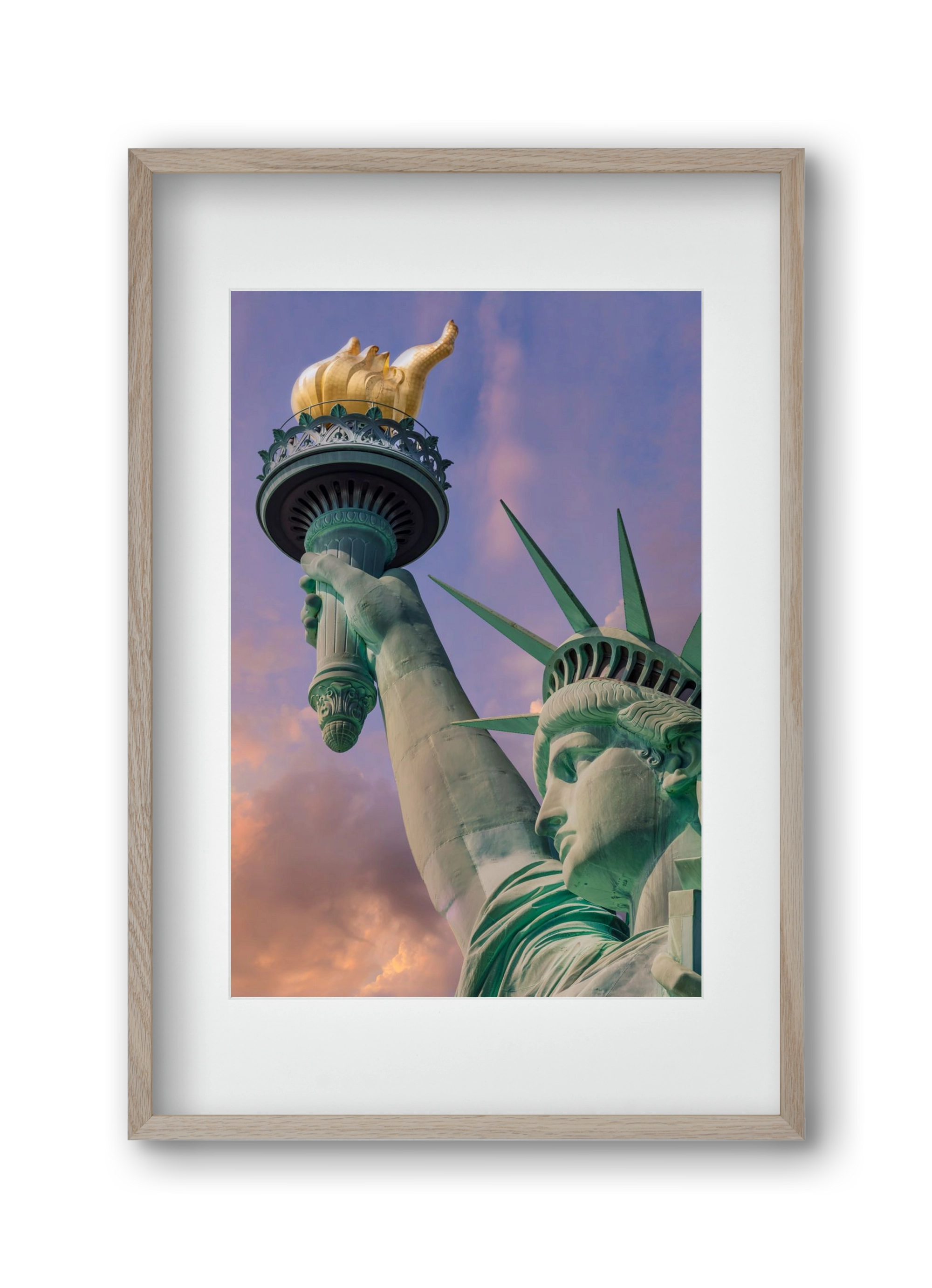 NEW YORK CITY Statue of Liberty at sunset, 30x45 cm (20x30 cm), Tölgy keret, paszpartuval