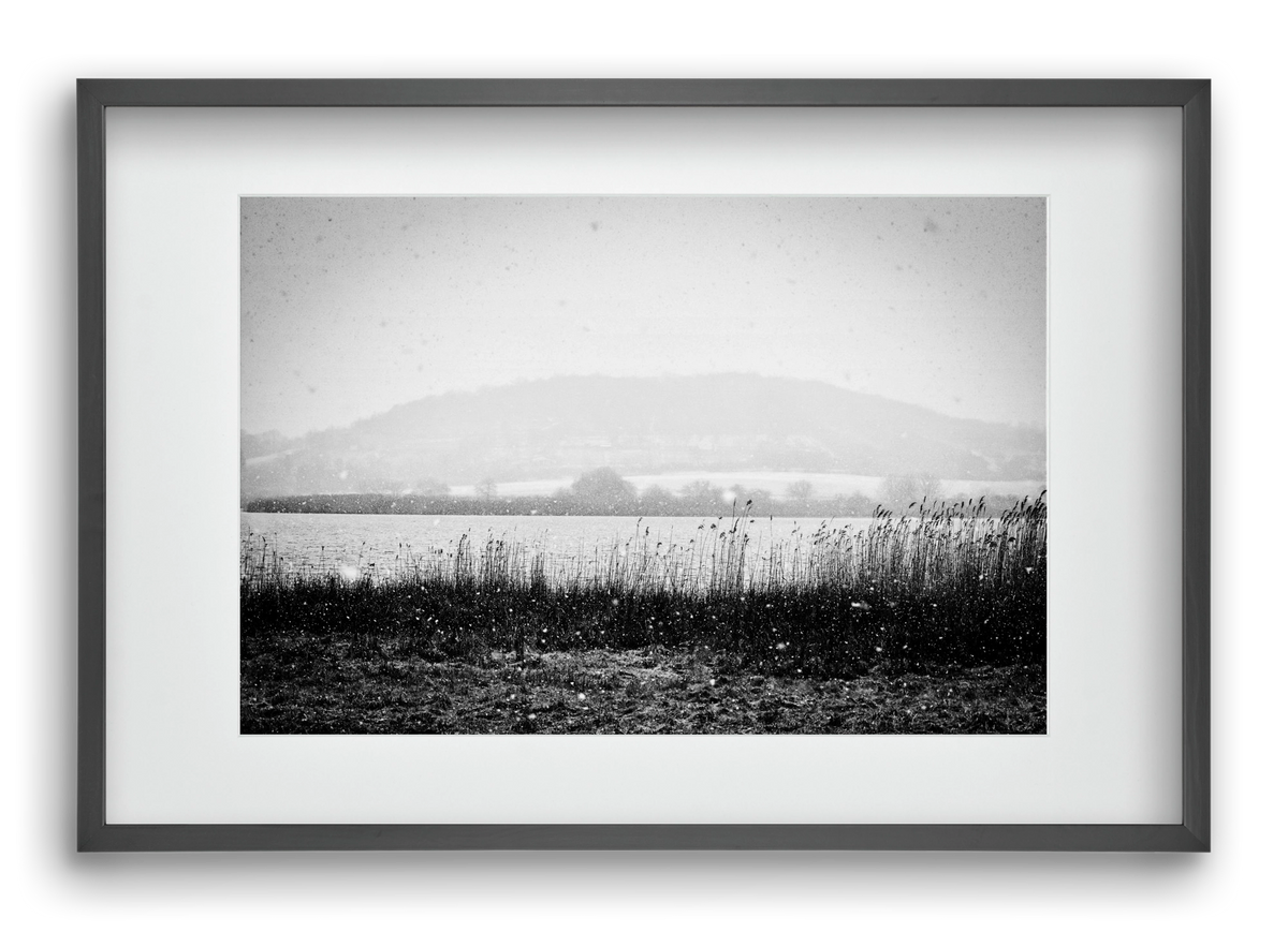 Internal, 60x40 cm (45x30 cm), Fekete keret, paszpartuval