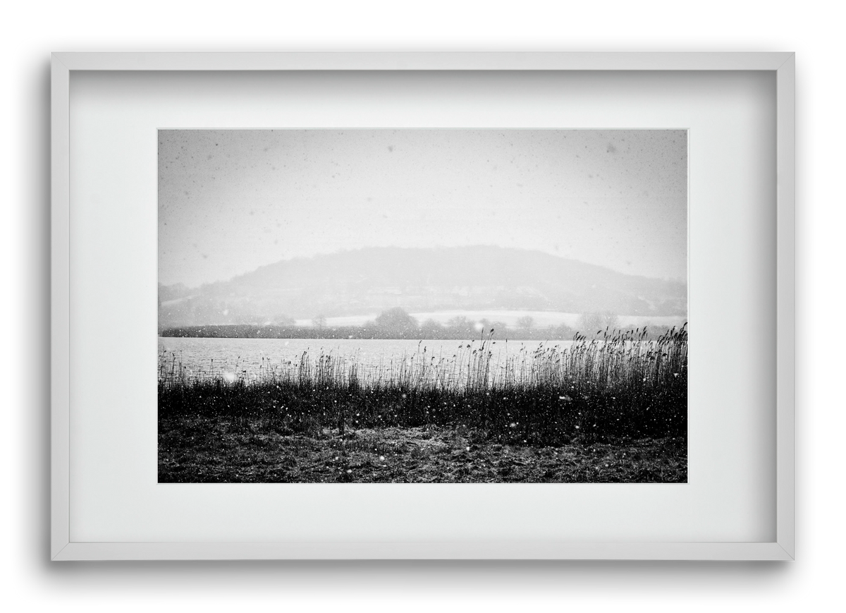 Internal, 60x40 cm (45x30 cm), Fehér keret, paszpartuval