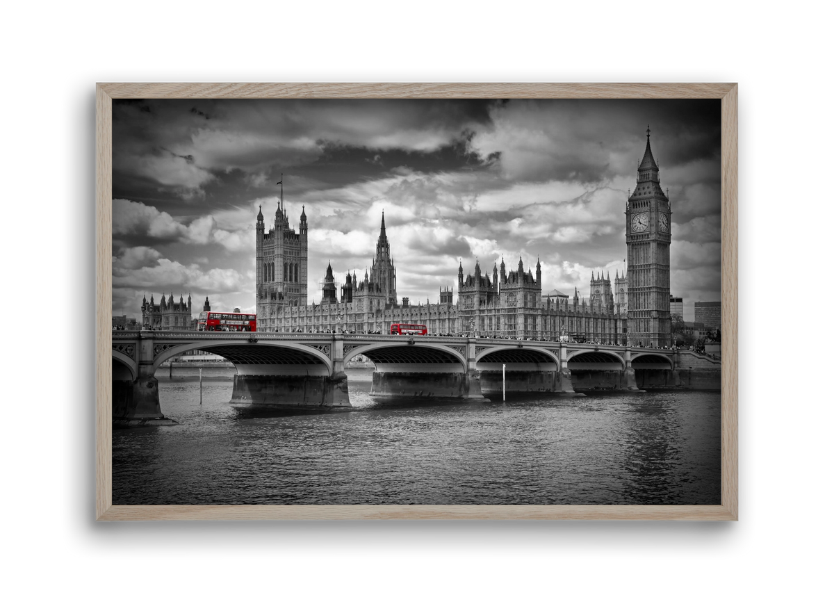LONDON Westminster Bridge and red buses, 45x30 cm (45x30 cm), Tölgy keret