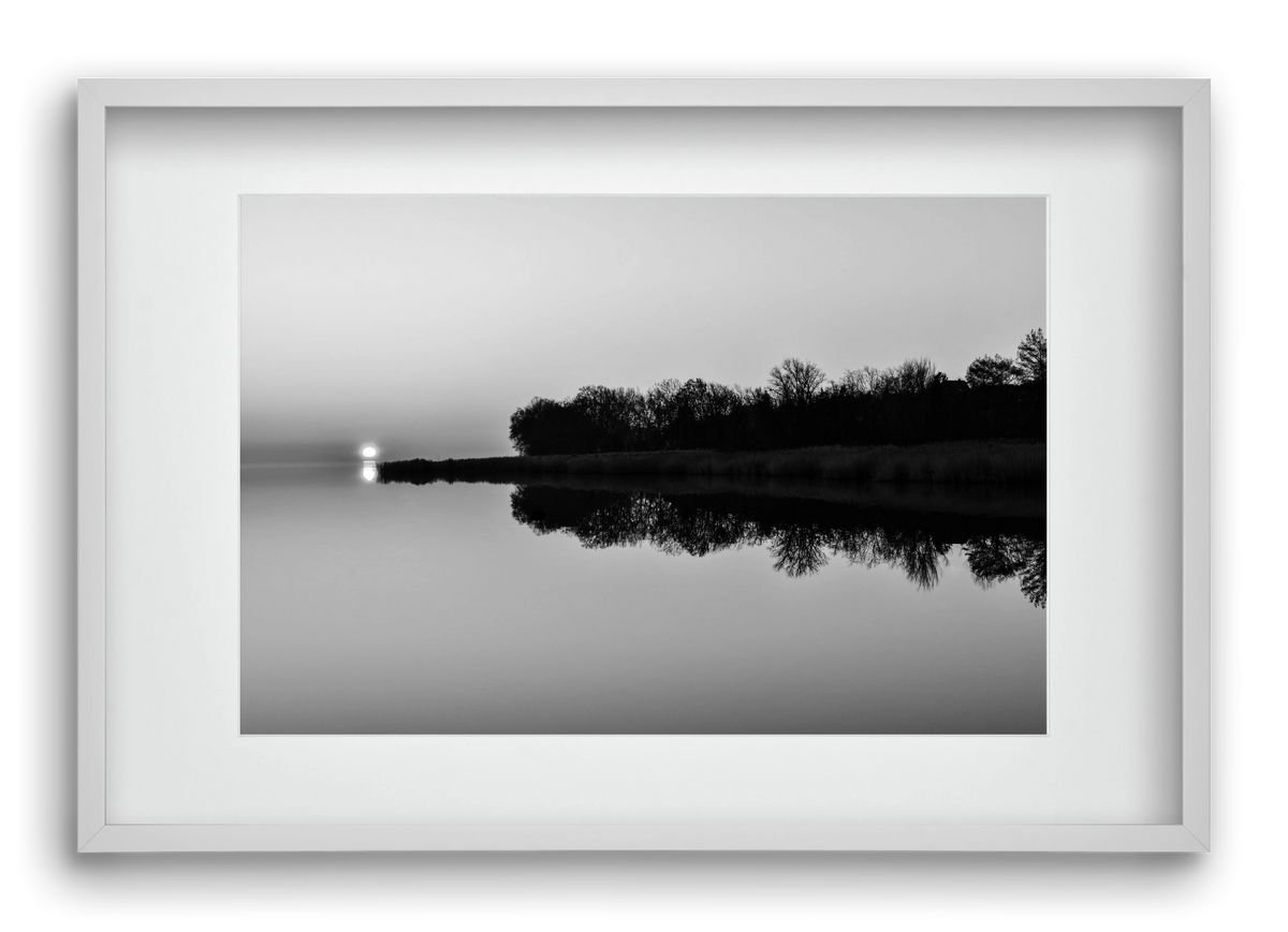 Corner, 60x40 cm (45x30 cm), Fehér keret, paszpartuval