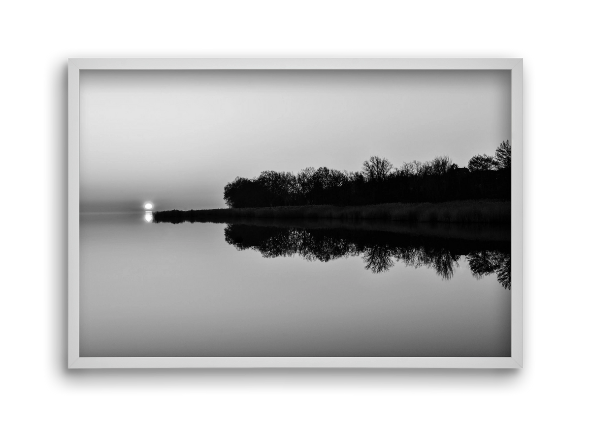 Corner, 45x30 cm (45x30 cm), Fehér keret