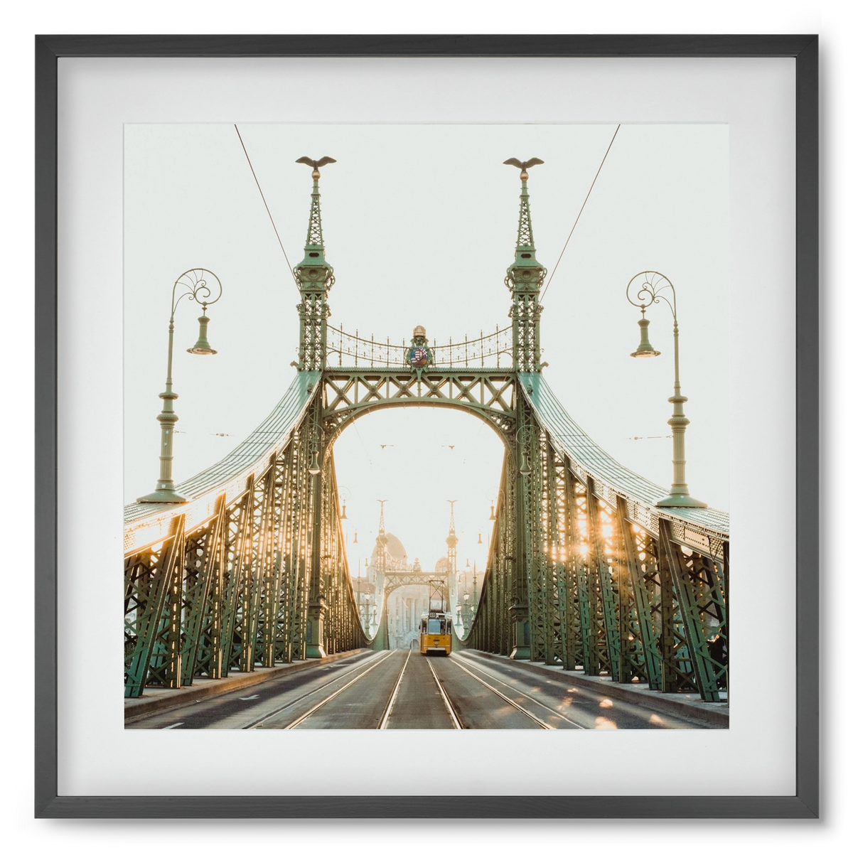 Liberty Bridge Sunset , 50x50 cm (40x40 cm), Fekete keret, paszpartuval