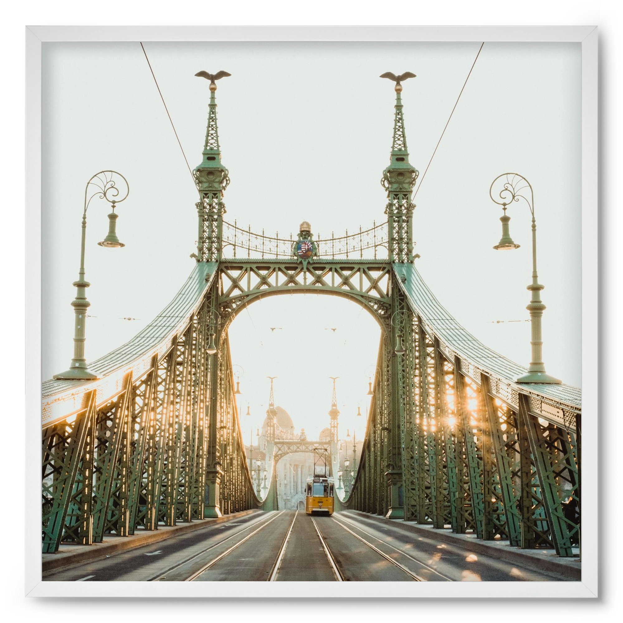 Liberty Bridge Sunset , 50x50 cm (50x50 cm), Fehér keret