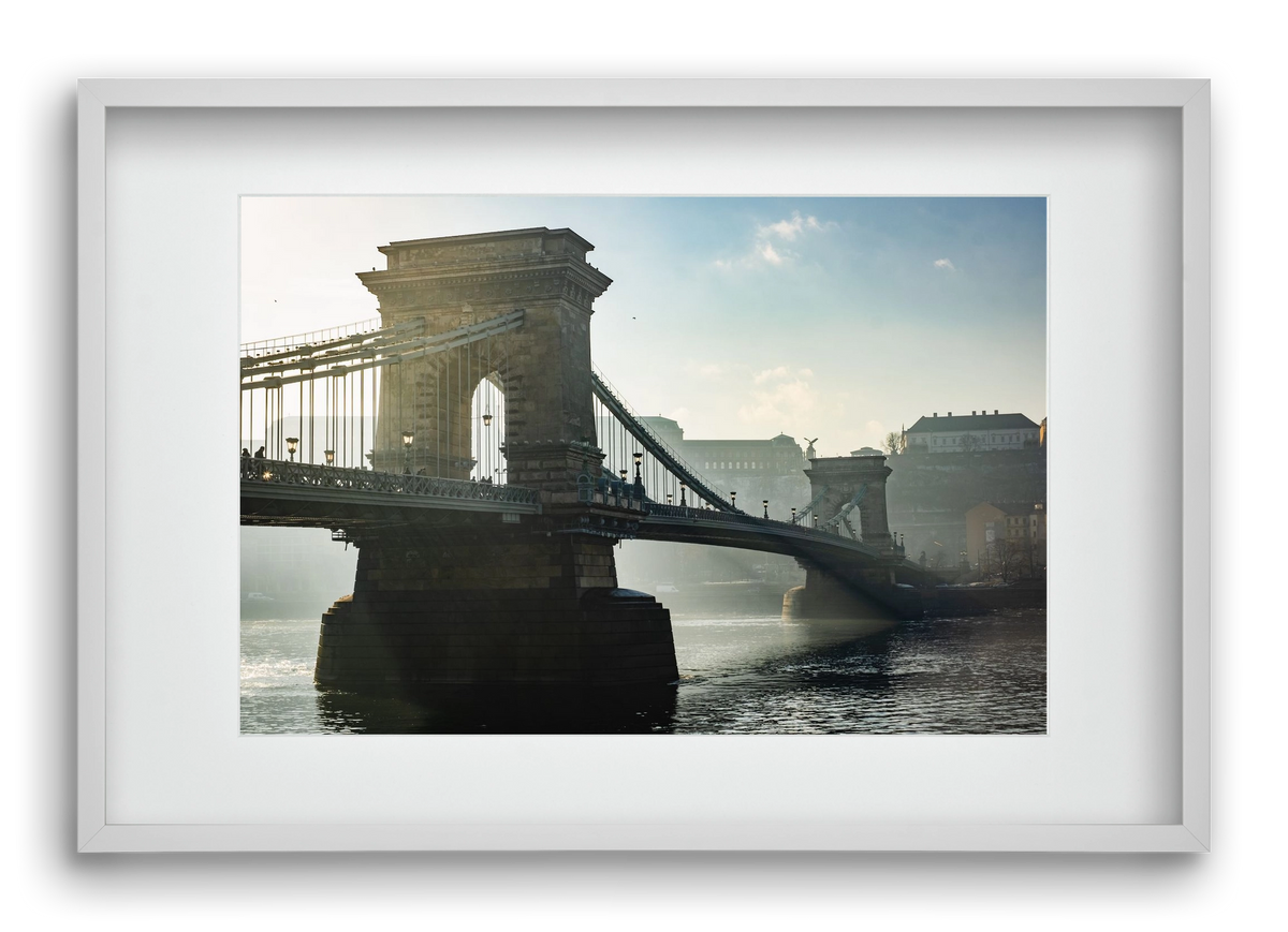 ChainBridge, 60x40 cm (45x30 cm), Fehér keret, paszpartuval