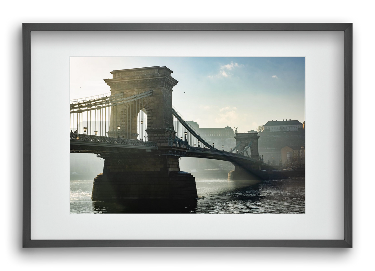 ChainBridge, 60x40 cm (45x30 cm), Fekete keret, paszpartuval