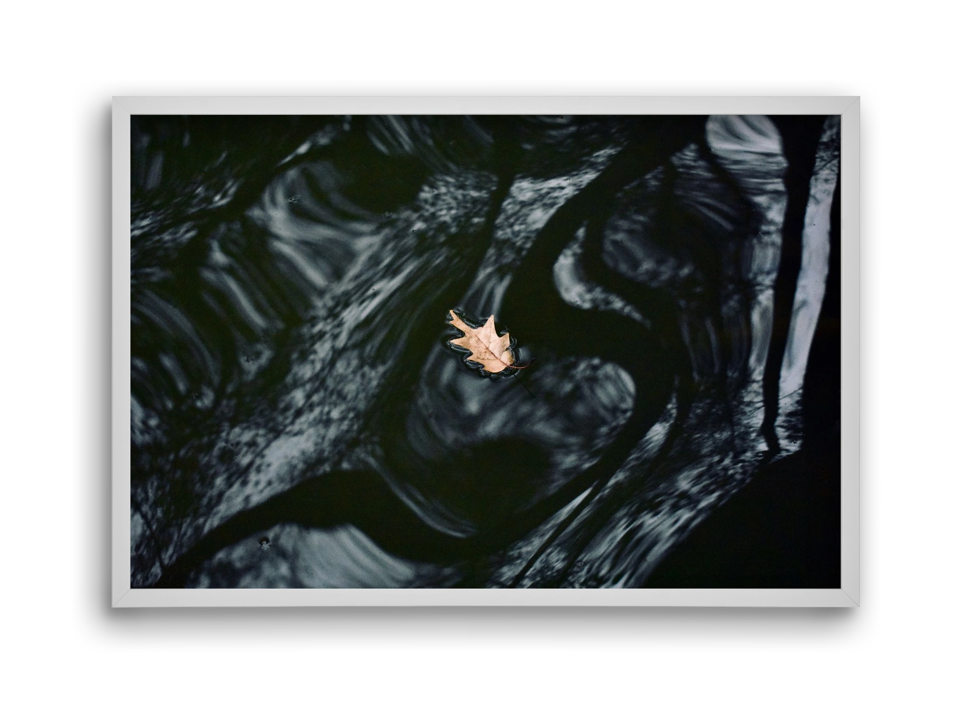 water philosophy, 45x30 cm (45x30 cm), Fehér keret