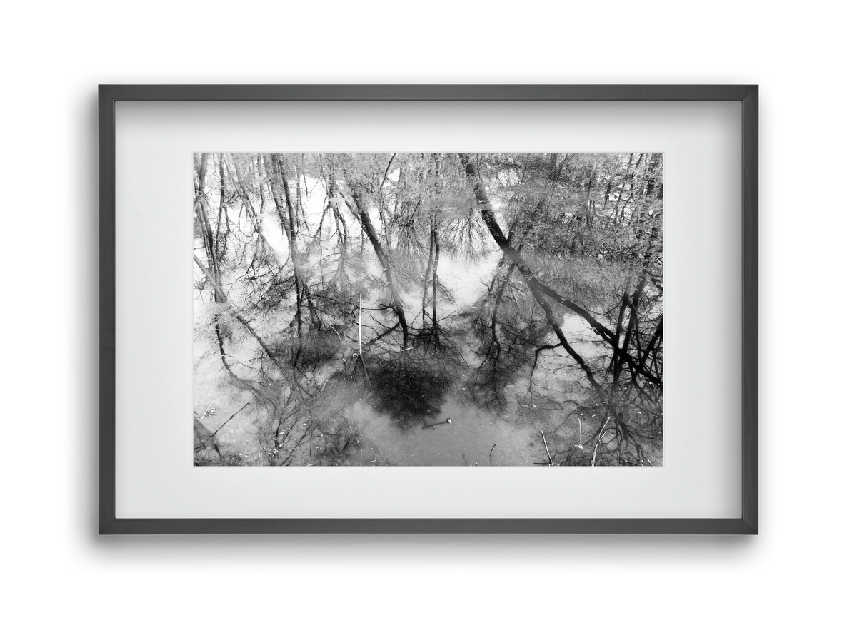 gloominess, 45x30 cm (30x20 cm), Fekete keret, paszpartuval