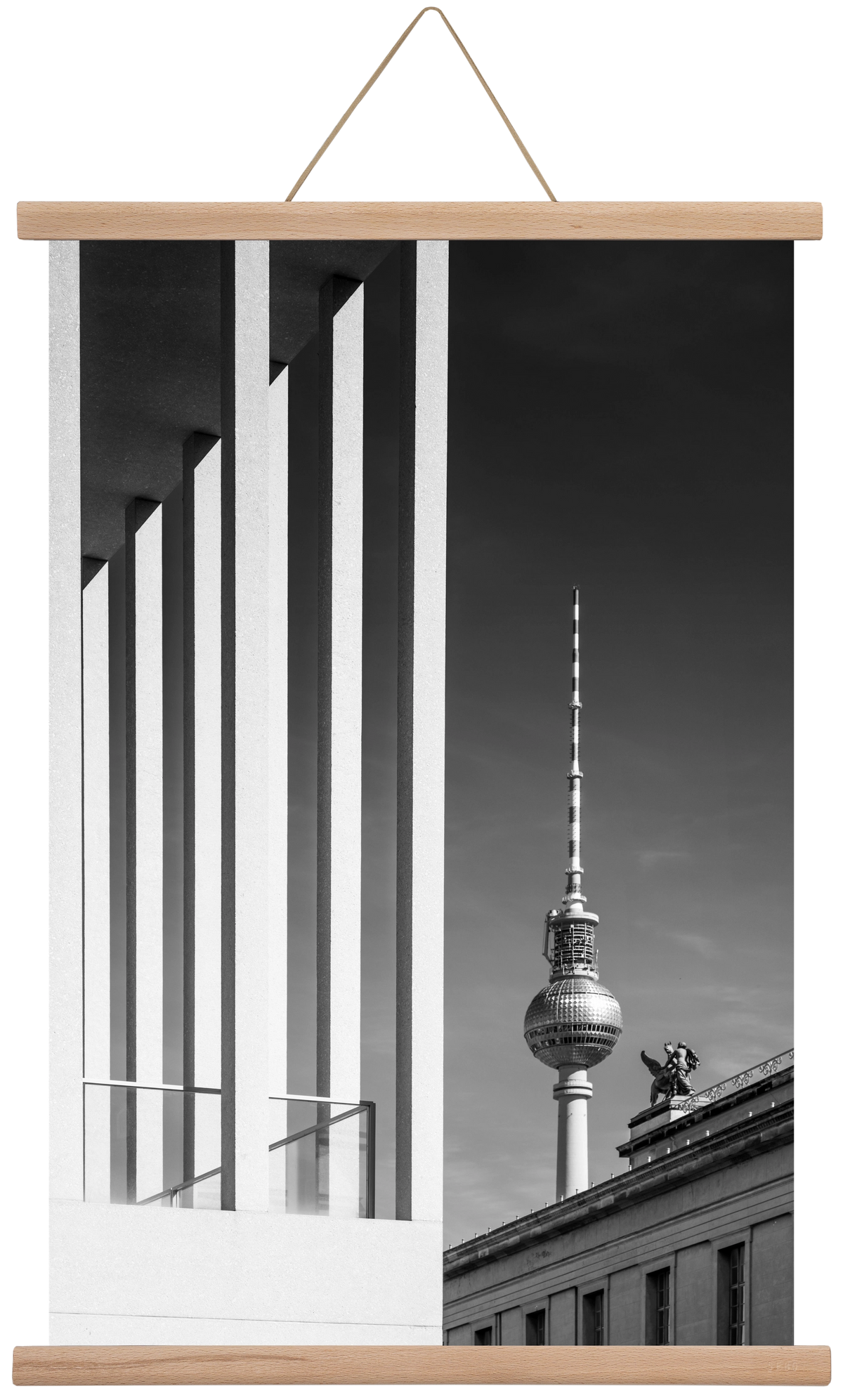BERLIN Television Tower & Museum Island | Monochrome, 40x60 cm (40x60 cm), Tölgy akasztó