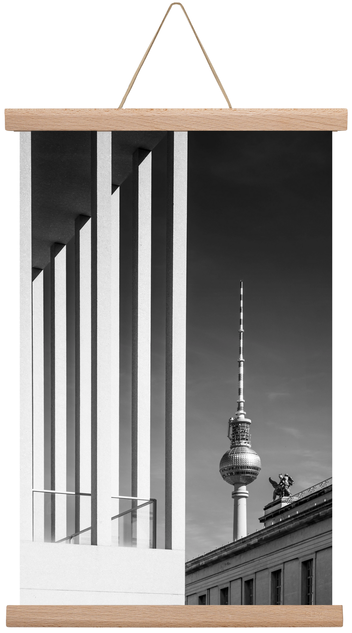 BERLIN Television Tower & Museum Island | Monochrome, 30x45 cm (30x45 cm), Tölgy akasztó