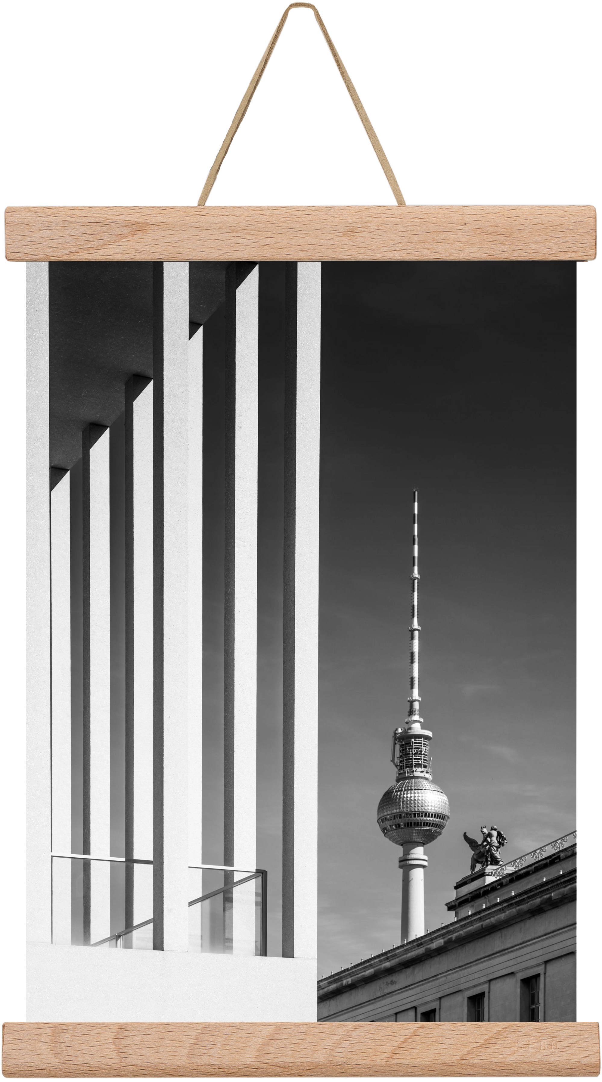 BERLIN Television Tower & Museum Island | Monochrome, 20x30 cm (20x30 cm), Tölgy akasztó