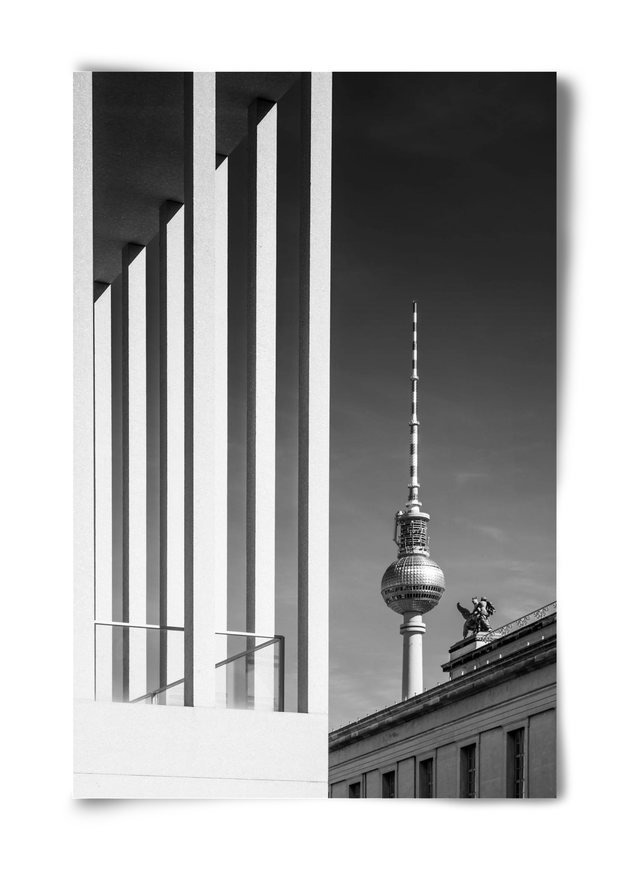 BERLIN Television Tower & Museum Island | Monochrome, 40x60 cm, Keret nélkül