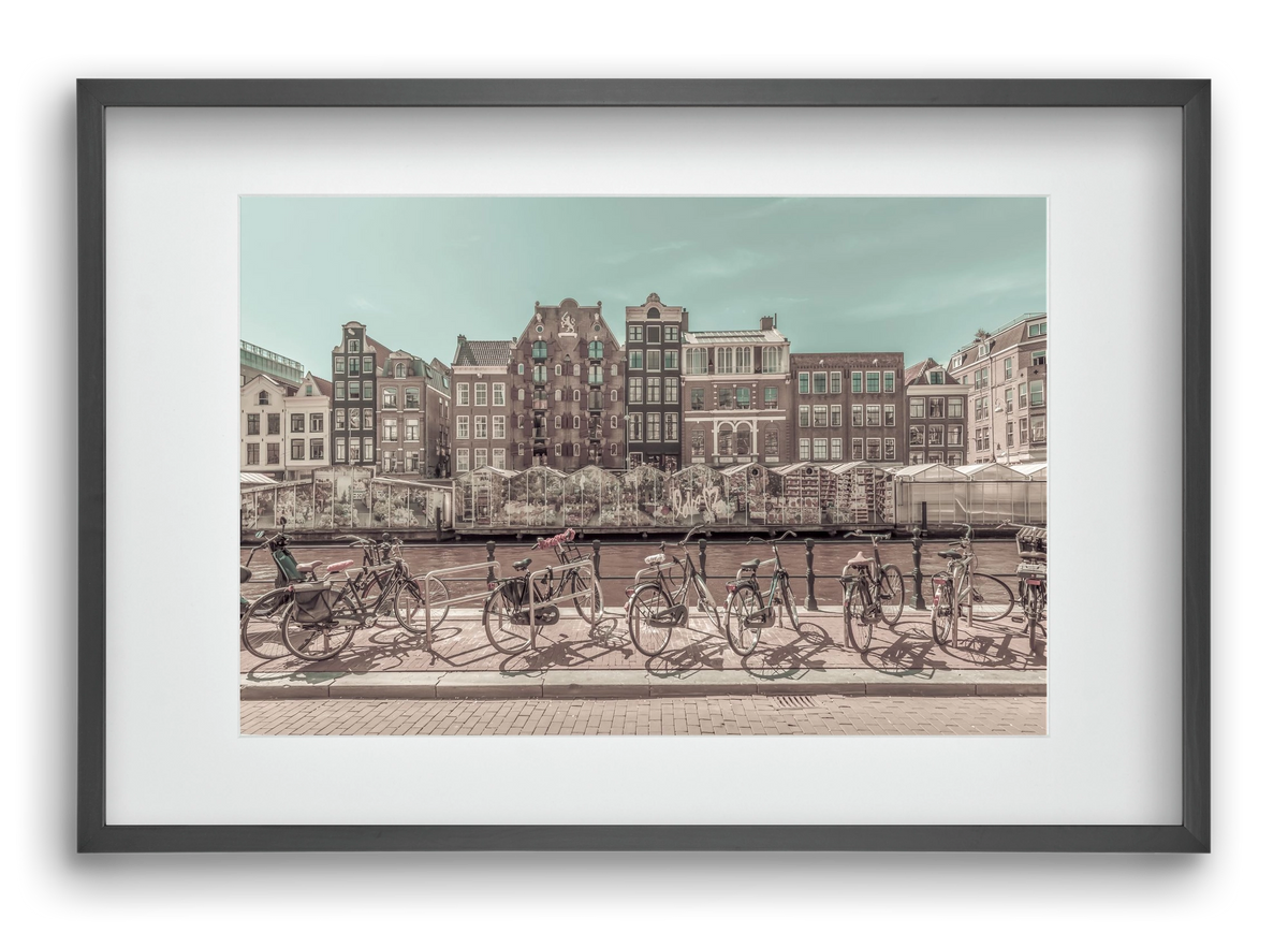 AMSTERDAM Singel Canal with Flower Market | urban vintage style, 60x40 cm (45x30 cm), Fekete keret, paszpartuval