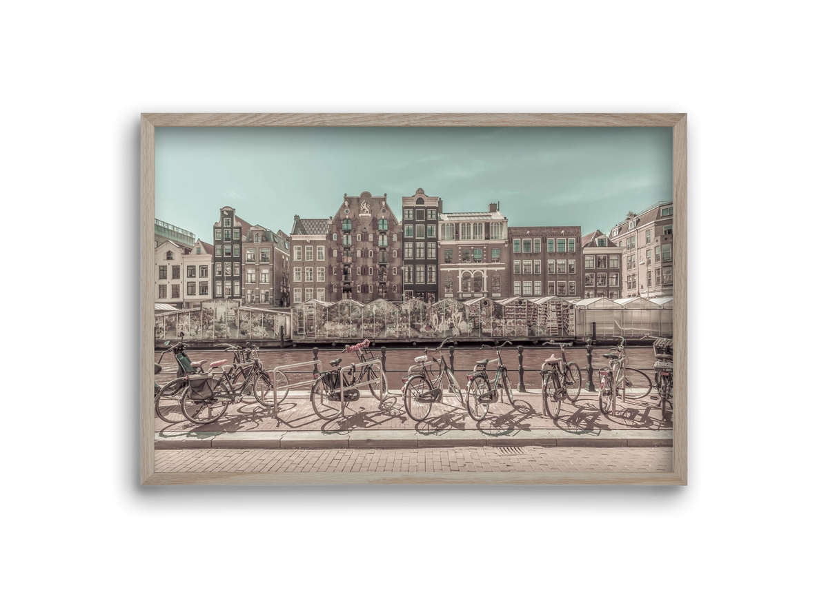 AMSTERDAM Singel Canal with Flower Market | urban vintage style, 30x20 cm (30x20 cm), Tölgy keret