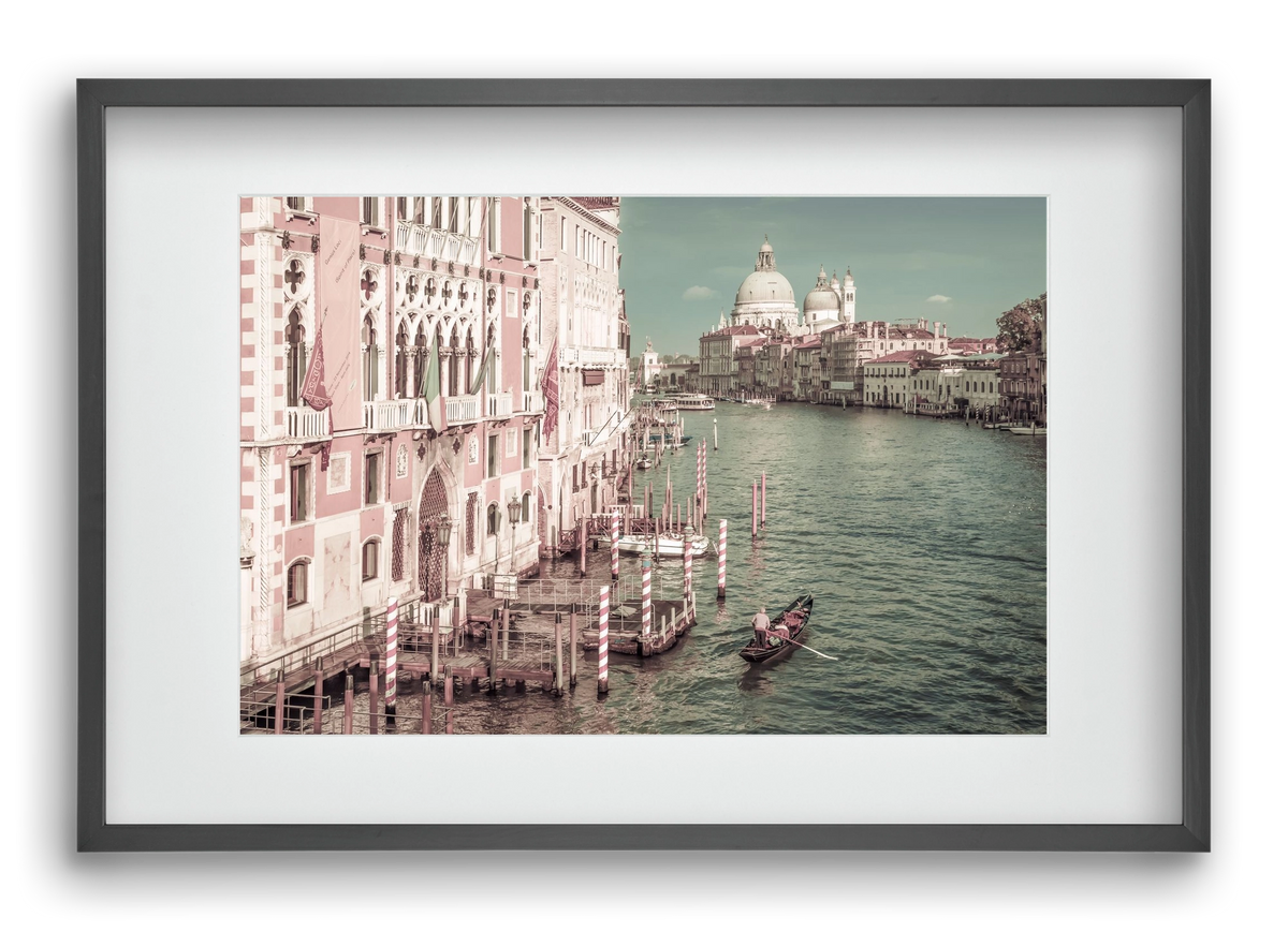 VENICE Canal Grande & Santa Maria della Salute | urban vintage, 60x40 cm (45x30 cm), Fekete keret, paszpartuval