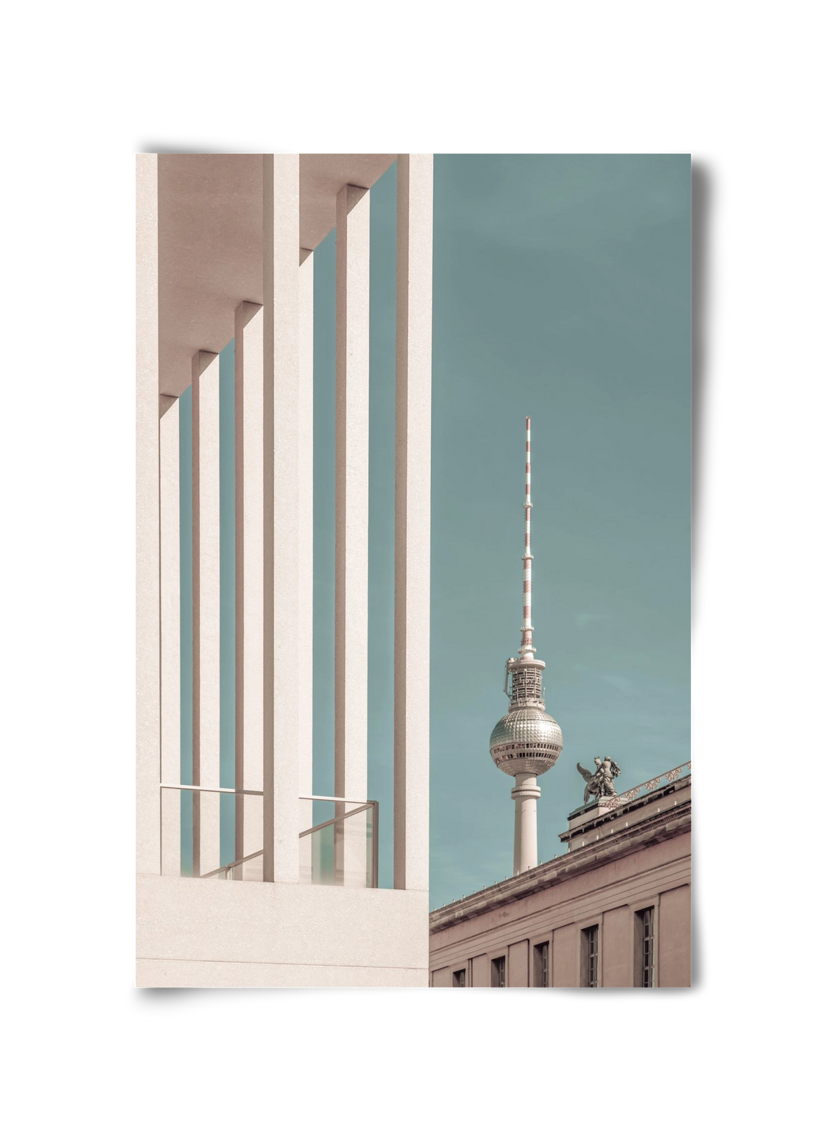 BERLIN Television Tower | urban vintage style, 30x45 cm, Keret nélkül