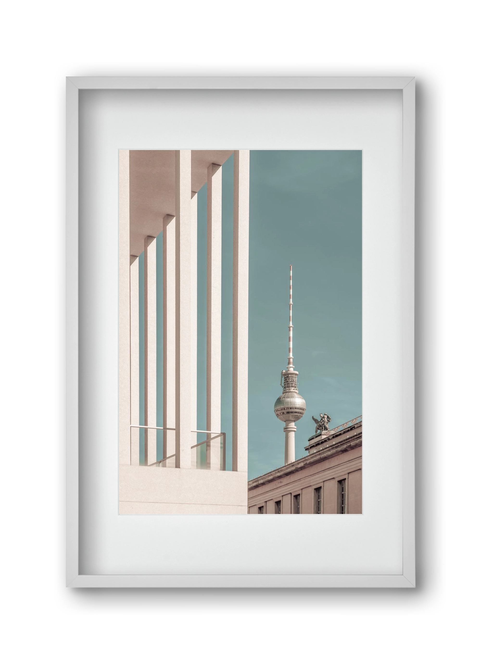 BERLIN Television Tower | urban vintage style, 30x45 cm (20x30 cm), Fehér keret, paszpartuval