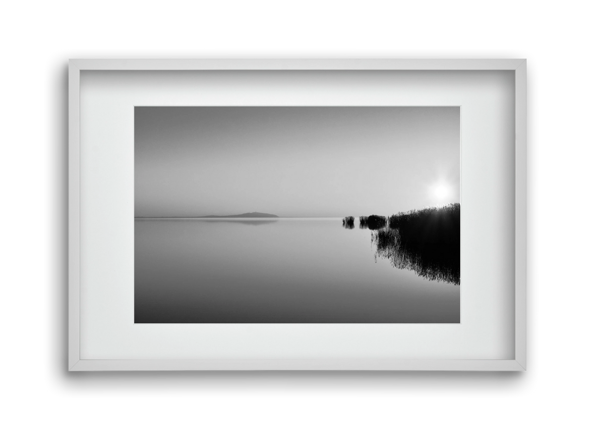 Digital Sun , 45x30 cm (30x20 cm), Fehér keret, paszpartuval